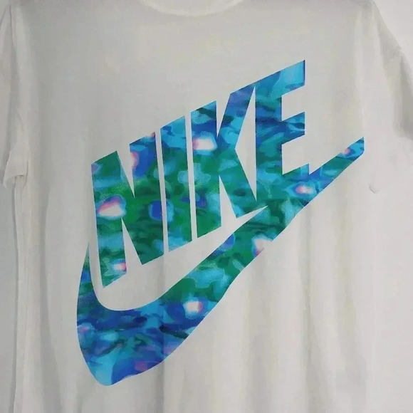 Nike White Blue Green Watercolor Logo Crewneck Tee Athleisure Women's Size L - Picture 2 of 6